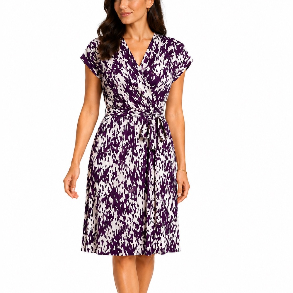 Diane von Furstenberg Mindy 100% Silk Wrap Jersey Dress Size 14 Purple and White